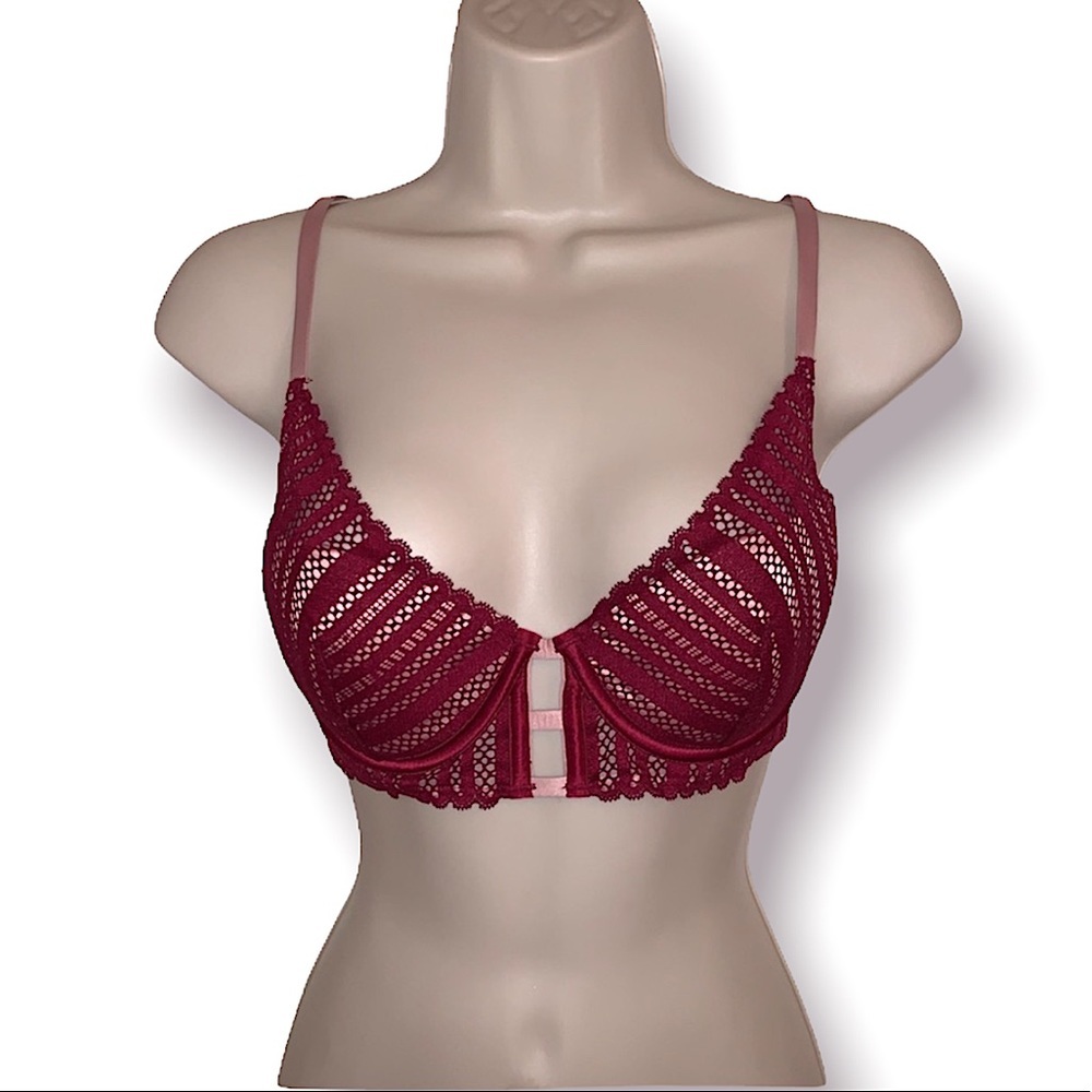 34C - Victoria’s Secret Push Up Bra